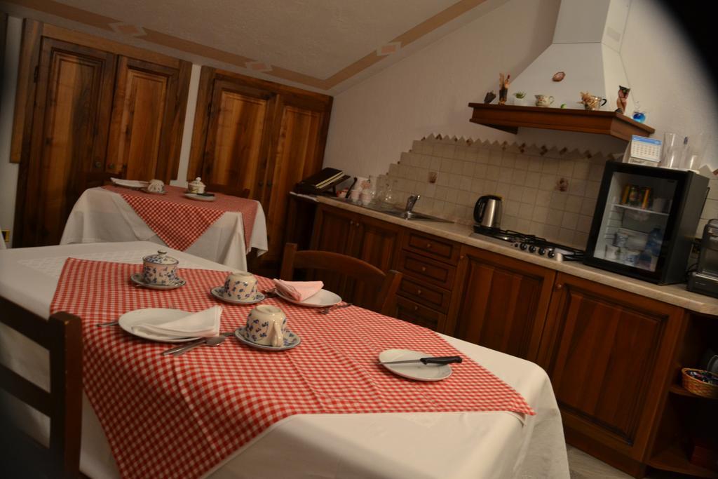 B&B Les Fleurs Gignod Eksteriør bilde